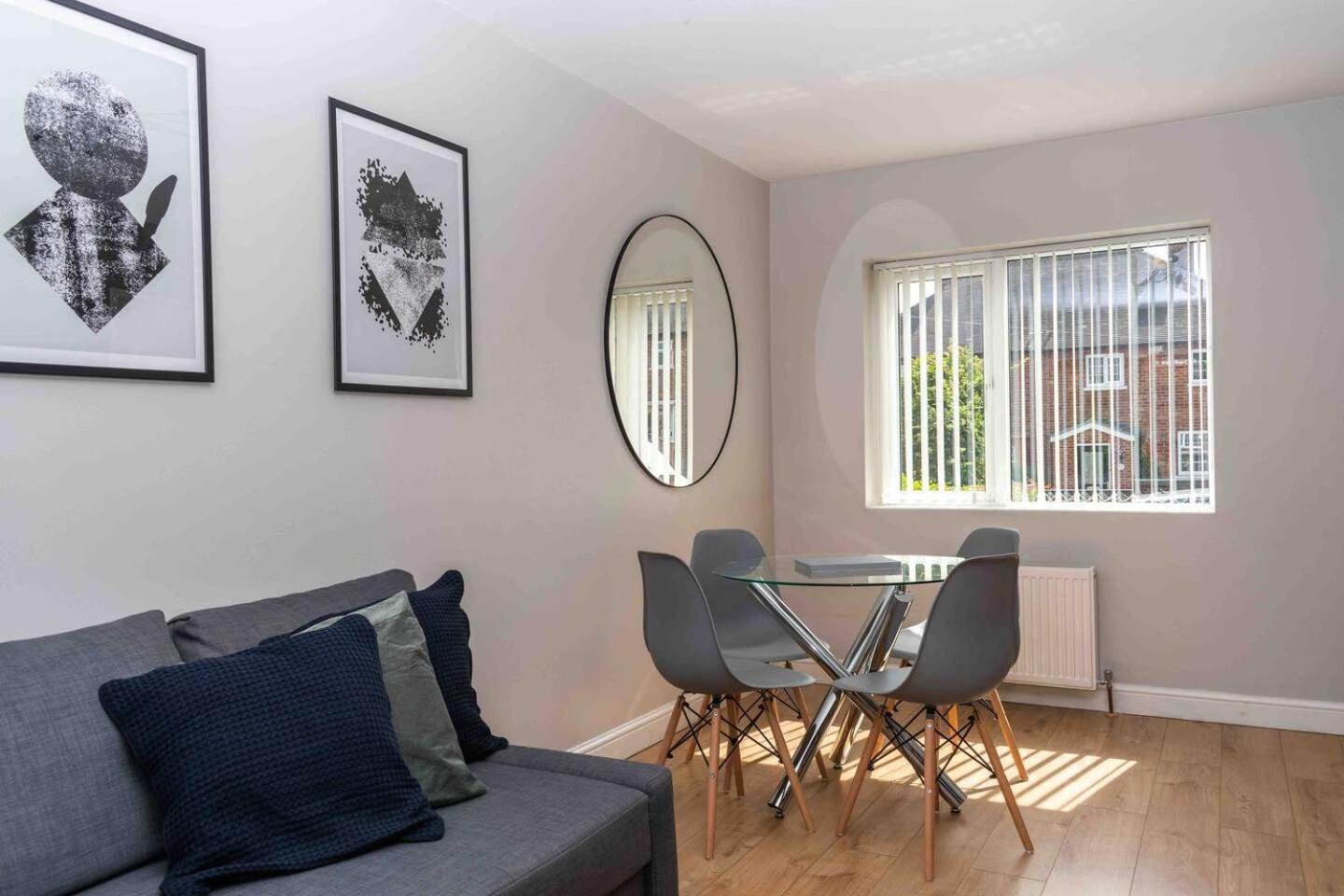 Comfortable And Convenient 3 Bedroom House With Parking Handsworth Esterno foto