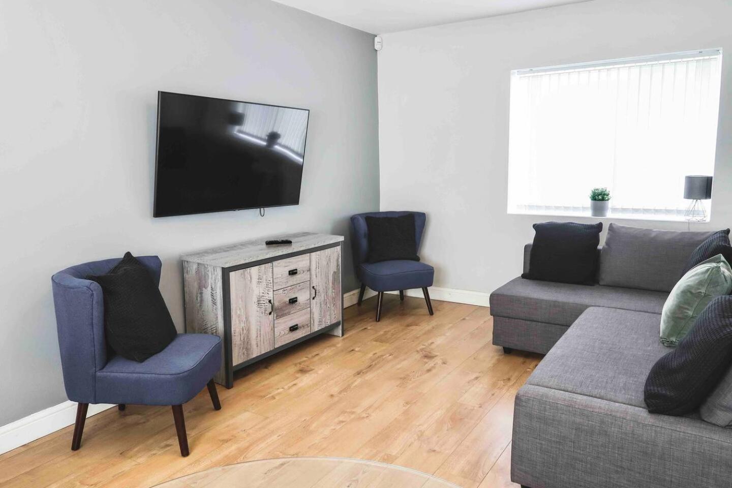 Comfortable And Convenient 3 Bedroom House With Parking Handsworth Esterno foto